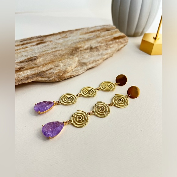 Elegant Art Deco-Inspired Dangle Statement Earrings- Gown Stylish Earrings - Picture 3 of 12